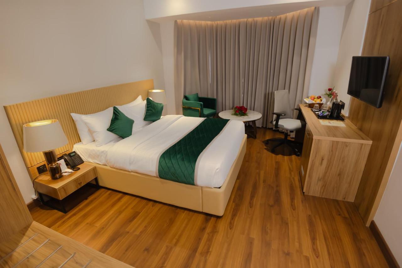 Travancore Court Kochi Extérieur photo
